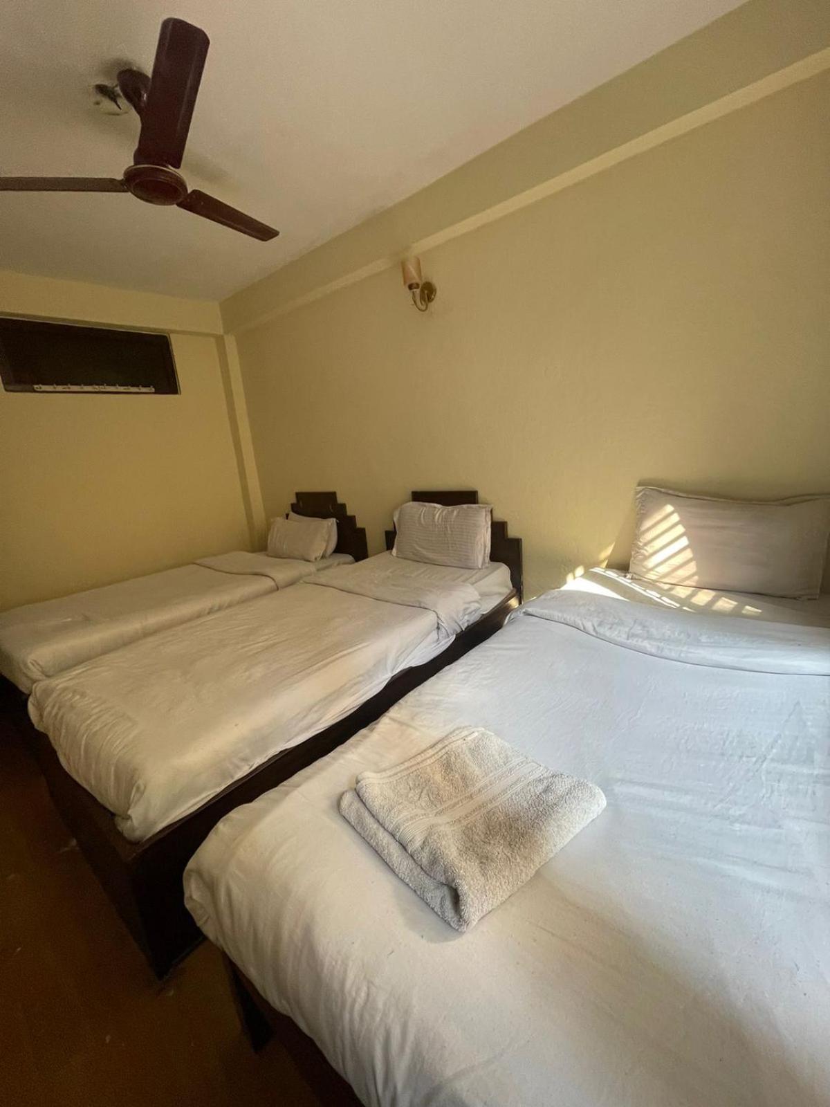 Holy Land Hotel Nepal Katmandou Extérieur photo